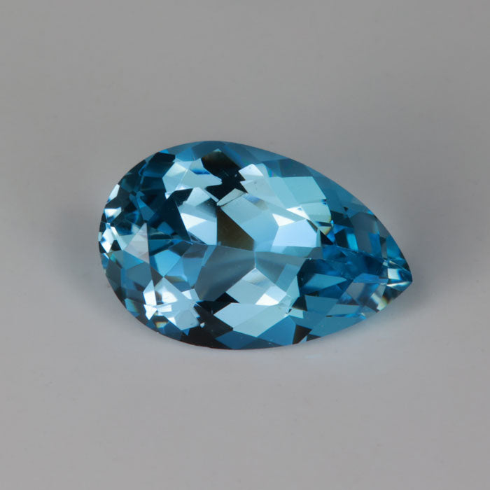 aquamarine gemstone pear shape brilliant cut greenish blue