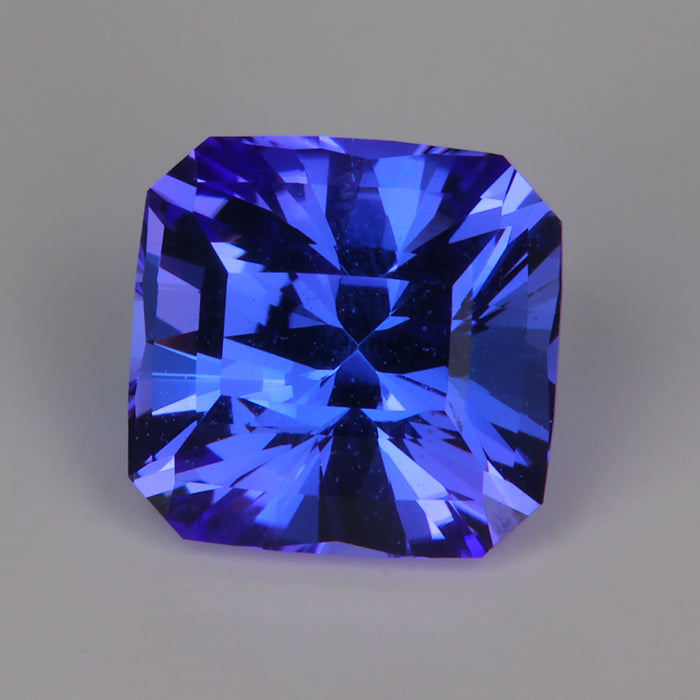 blue violet tanzanite gemstone