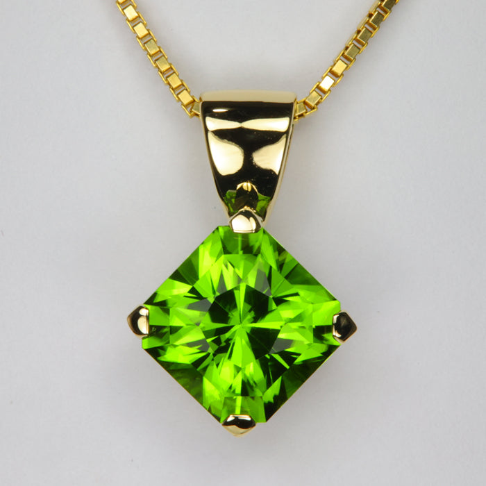 14k peridot outlet pendant