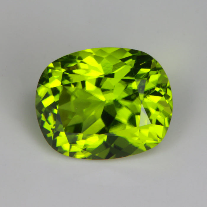 peridot gemstone antique cushion cut 