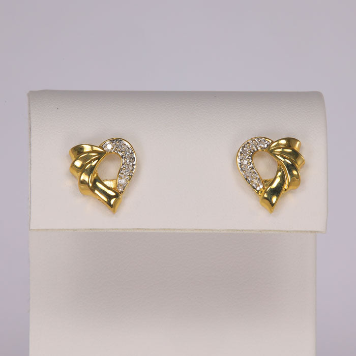 heart shaped diamond accent stud earrings yellow gold