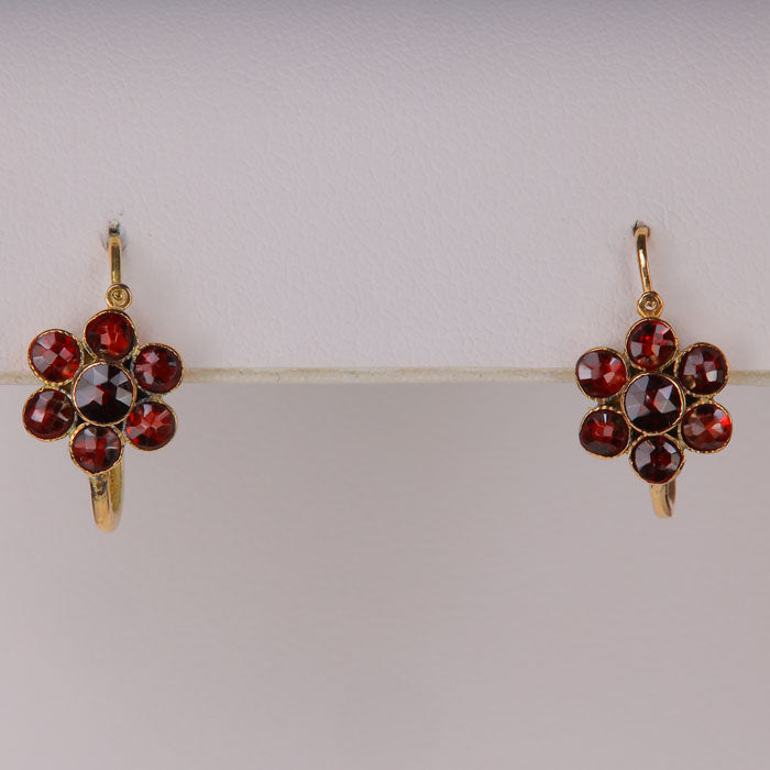 yellow gold garnet earrings flower 