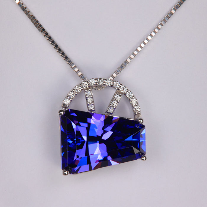 white gold tanzanite gemstone pendant 