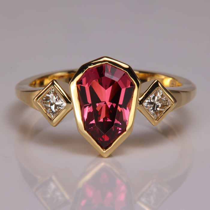 gemstone ring in yellow gold rare mahenge garnet 