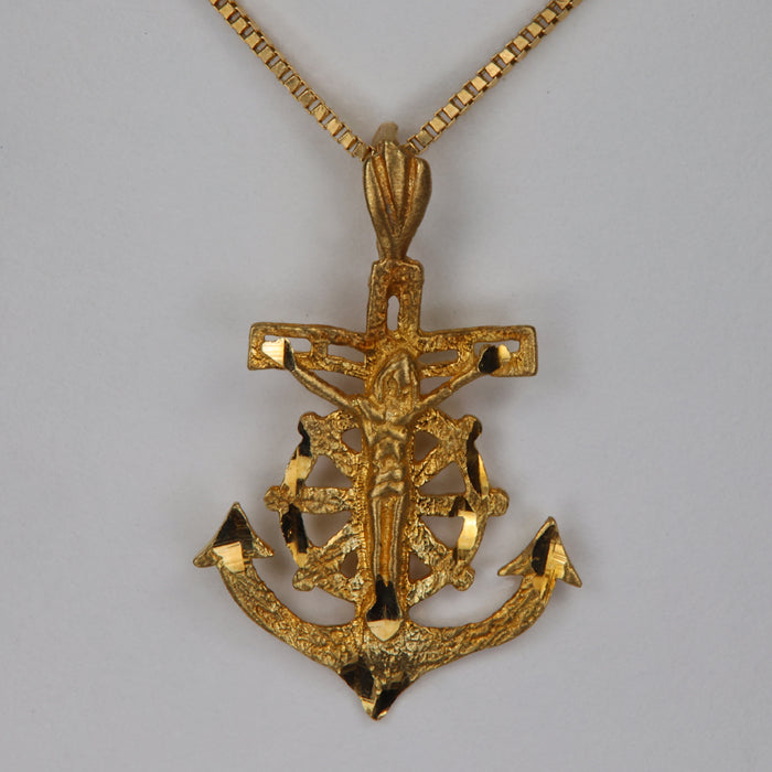 yellow gold estate pendant mariners crucifix design