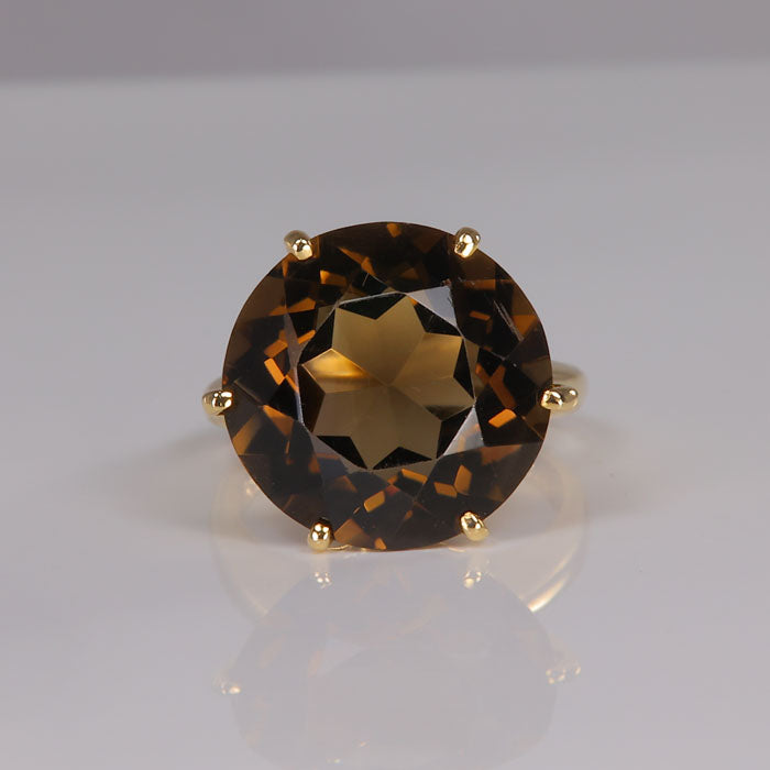 golden brown smoky quartz cocktail ring in yellow gold
