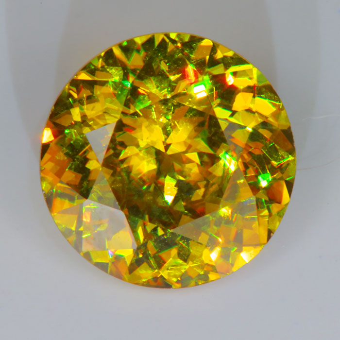 greenish yellow sphene gemstone 