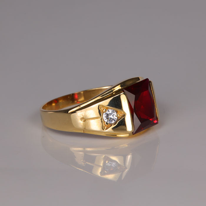 synthetic ruby and spinel ring in yellow gold