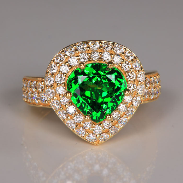 green tsavorite garnet and diamond yellow gold ring