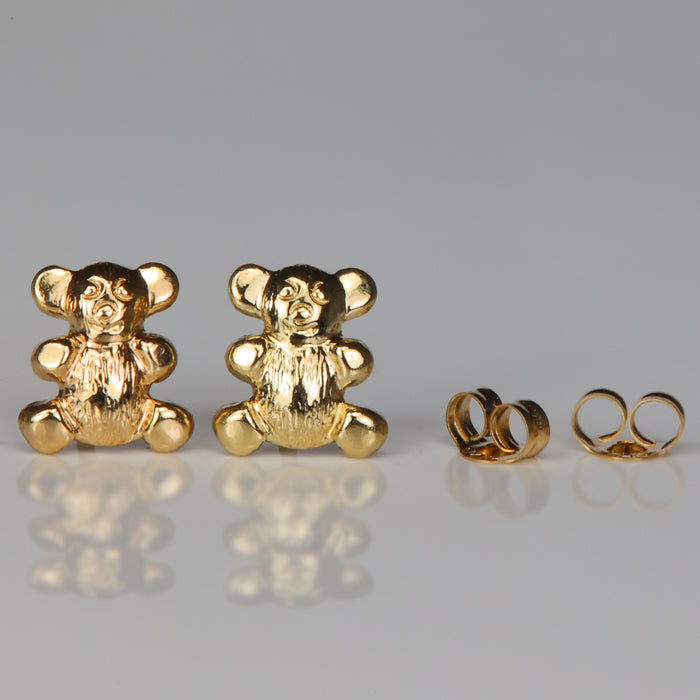 stud earrings with teddy bear design in yellow gold