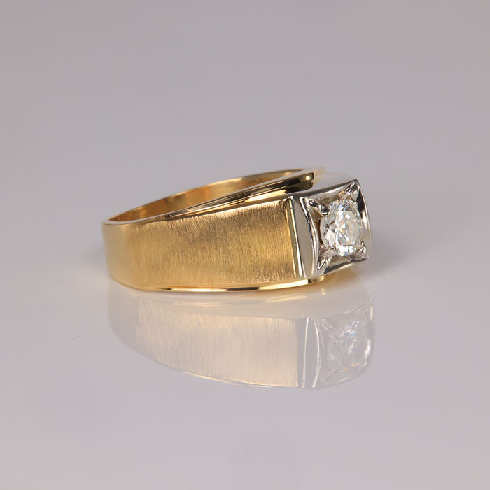 diamond ring in yellow gold with cross satin band