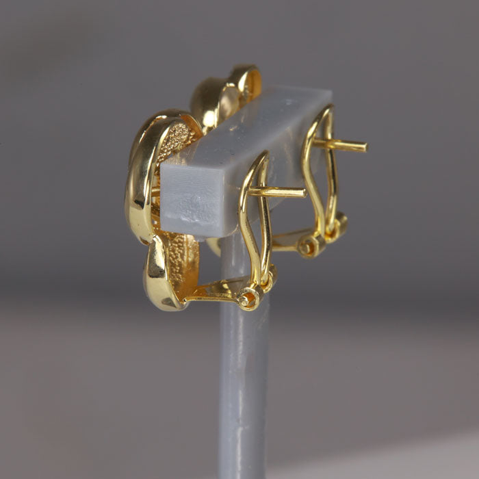 lever back yellow gold earrings 