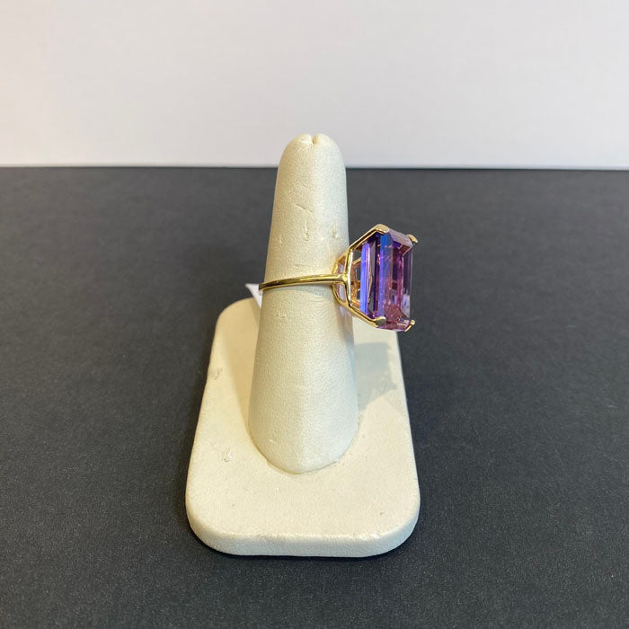 amethyst ring 14k yellow gold