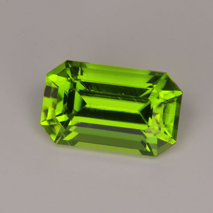 green color peridot gemstone