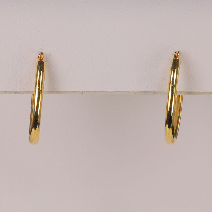 gold oval hoops