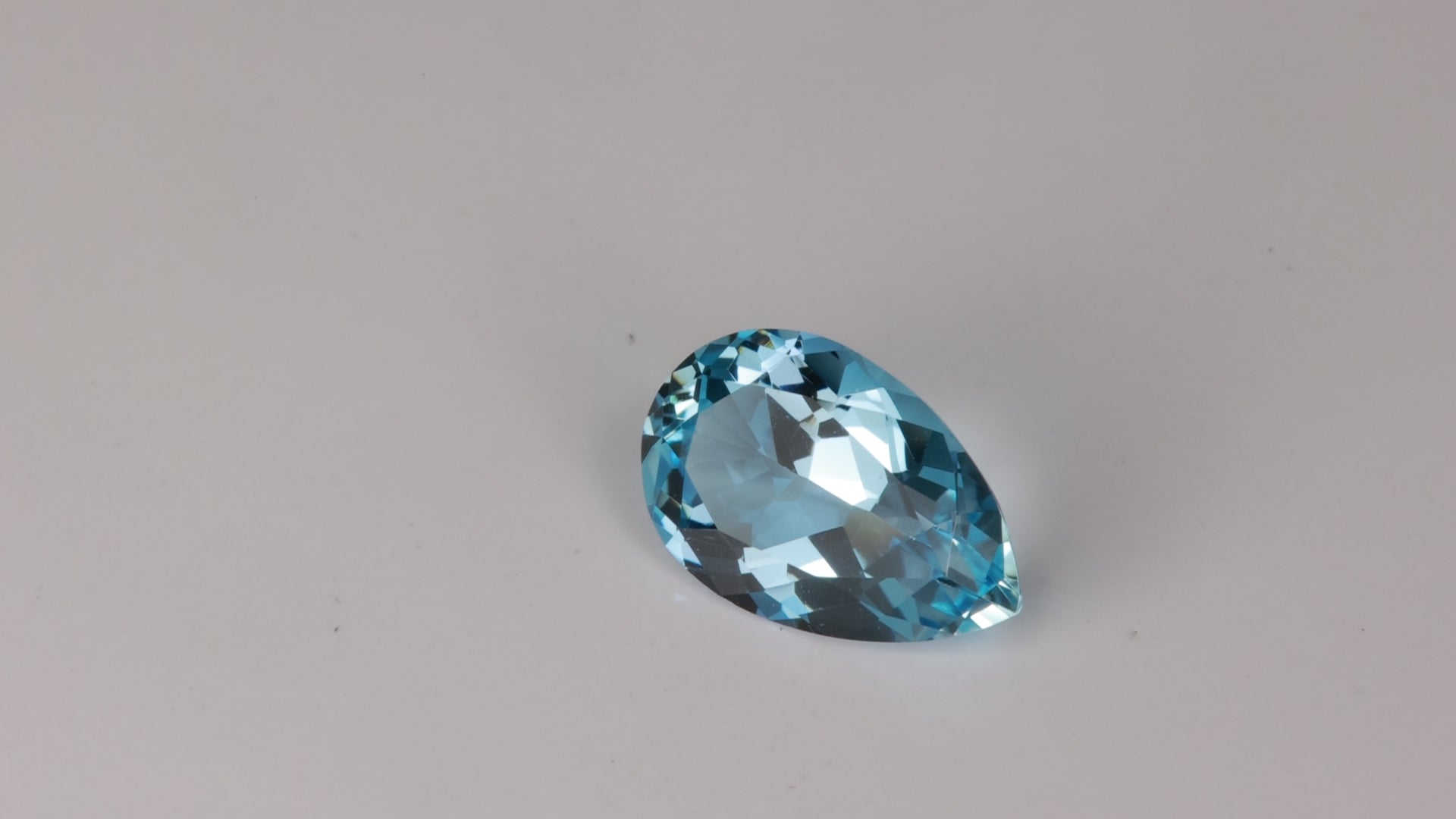 Pear Shape Brilliant Cut Aquamarine 3.67 Carats