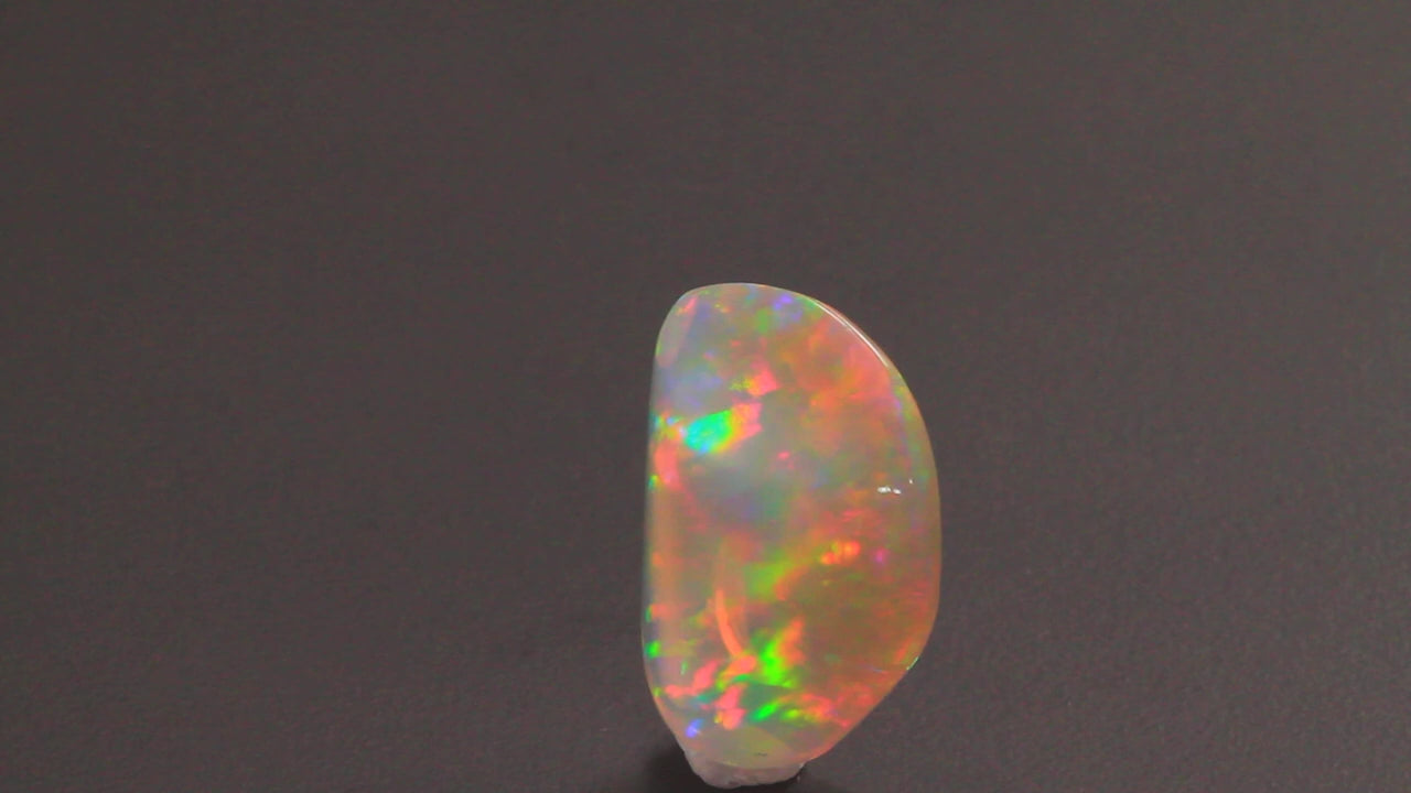 Freeform Cabochon Welo Opal Gemstone 22.31 Carats