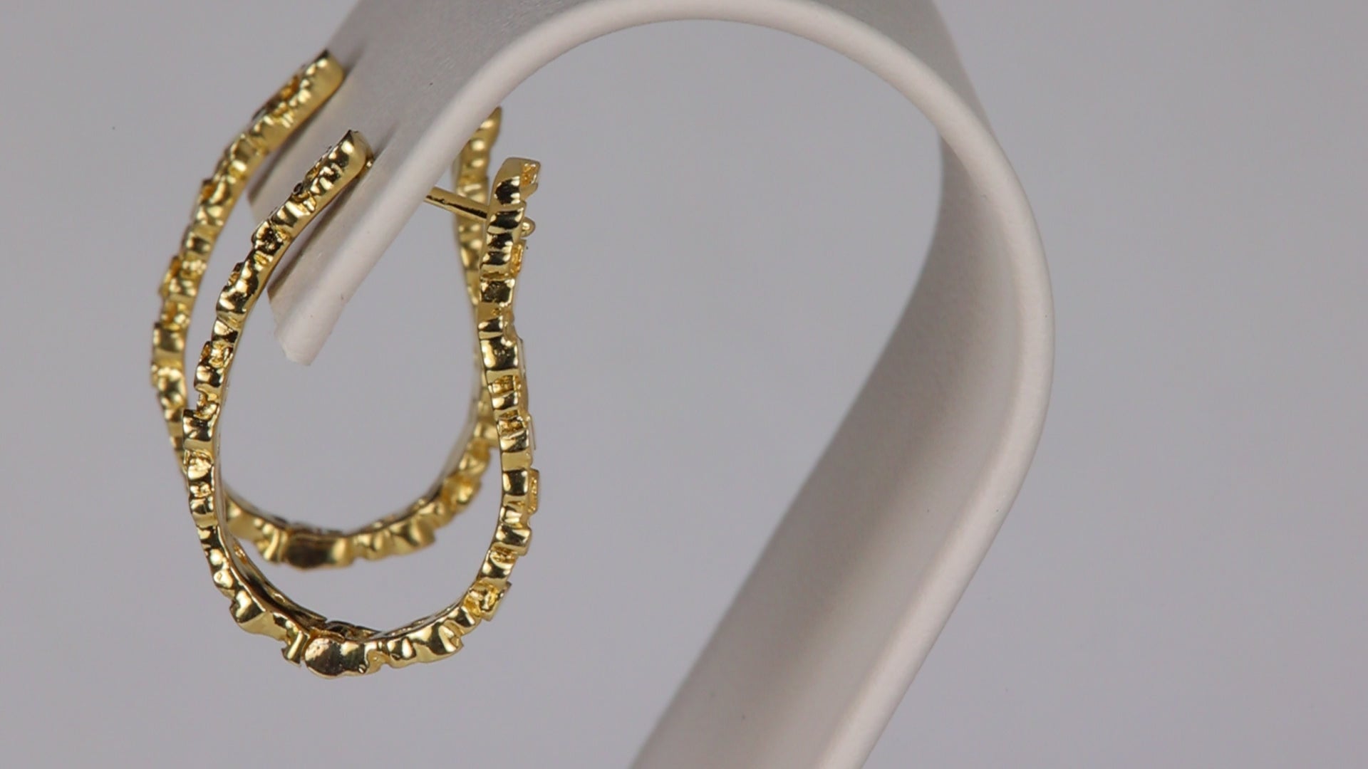 14K Yellow Gold Nugget Hoop Earrings