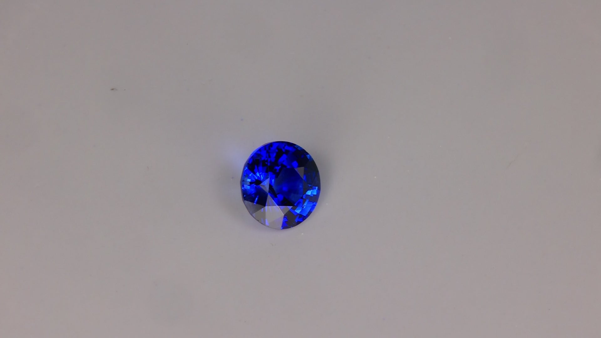 Round Brilliant Cut Sapphire 1.11 Carats