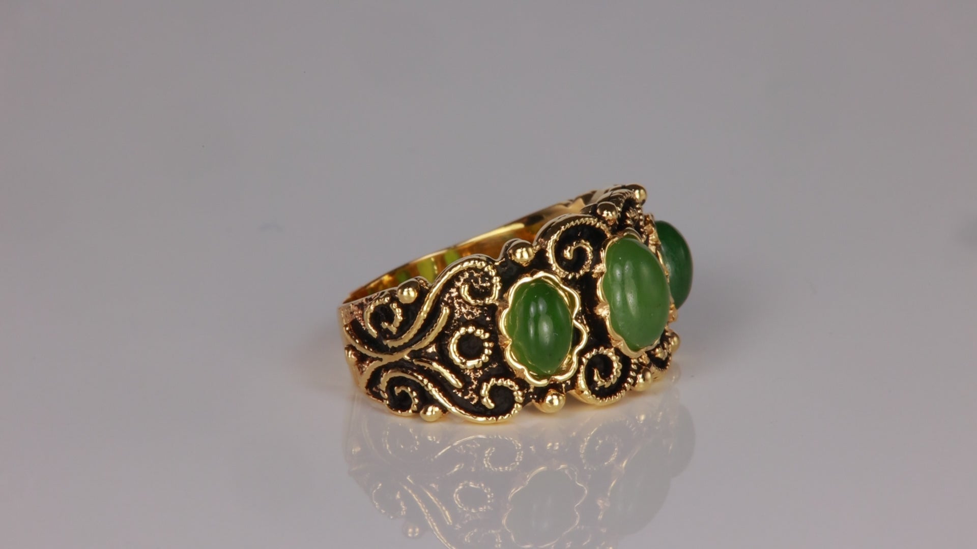 10K Yellow Gold Jade Ring