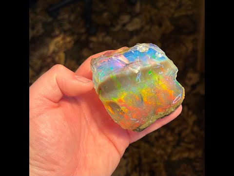 930ct Non Hydrophane Crystal Ethiopian Opal