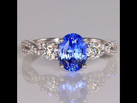 14K White Gold and Sapphire Diamond Ring 2.25 Carats