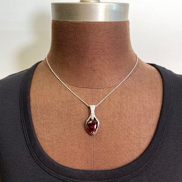 Rhodolite Pendant 1.53 Carat, outlet 925 Silver