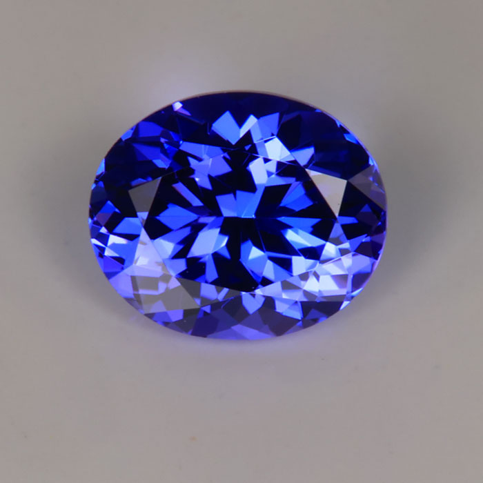 Oval tanzanite violet blue 