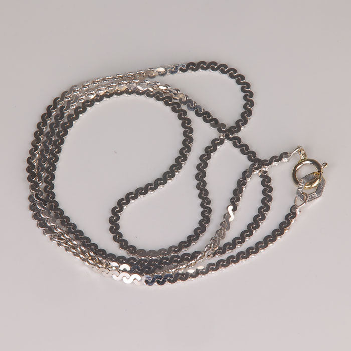 serpentine chain in white gold