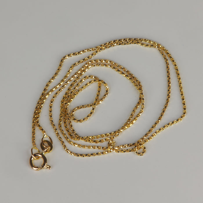 yellow gold twisted box link style chain