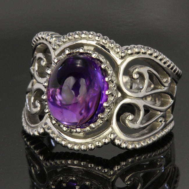 Cabachon Amethyst Ring 4.00 Carat