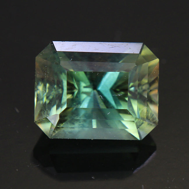 Green Oregon Sunstone 2.54 Carats