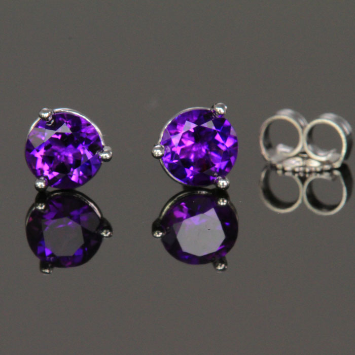 14K White Gold Round Amethyst Stud Earrings .68 Carats