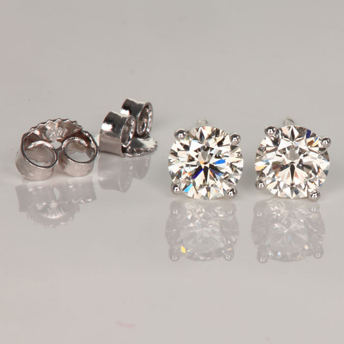  Diamond Stud Earrings