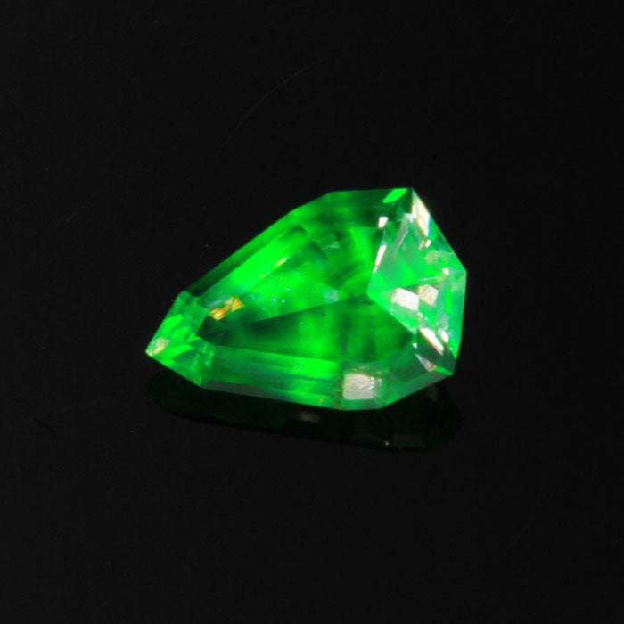 Hyalite Pear Shape Opal Gemstone .80 Carats