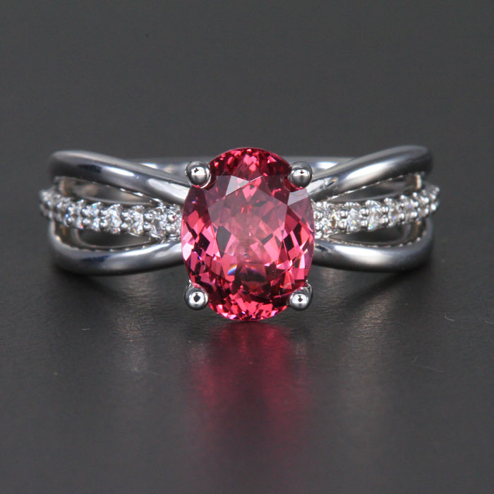 14K White Gold Mahenge Malaya Garnet and Diamond Ring 2.85 Carats