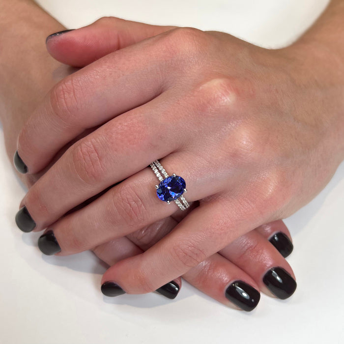 14k White Gold Oval Tanzanite and Diamond Ring 3.63 Carats