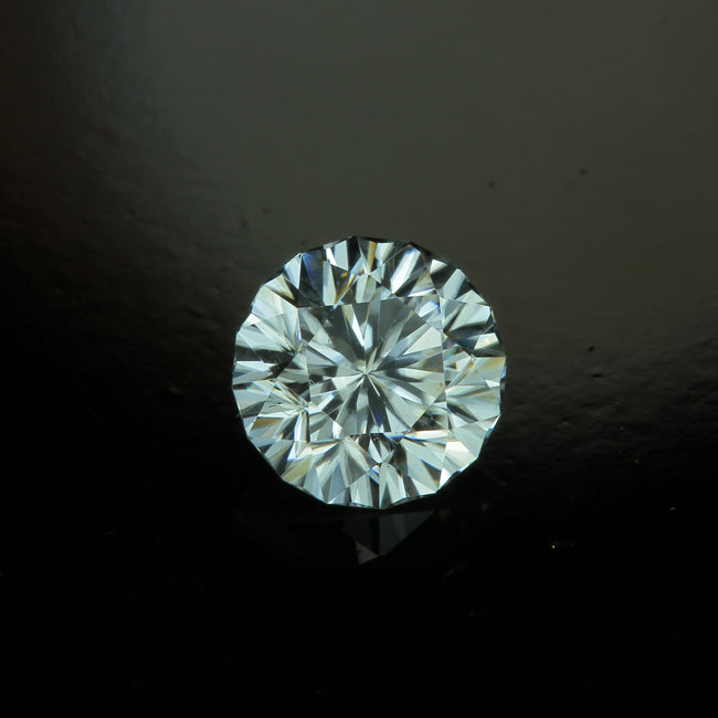 White Natural Zircon 2,59 Carats